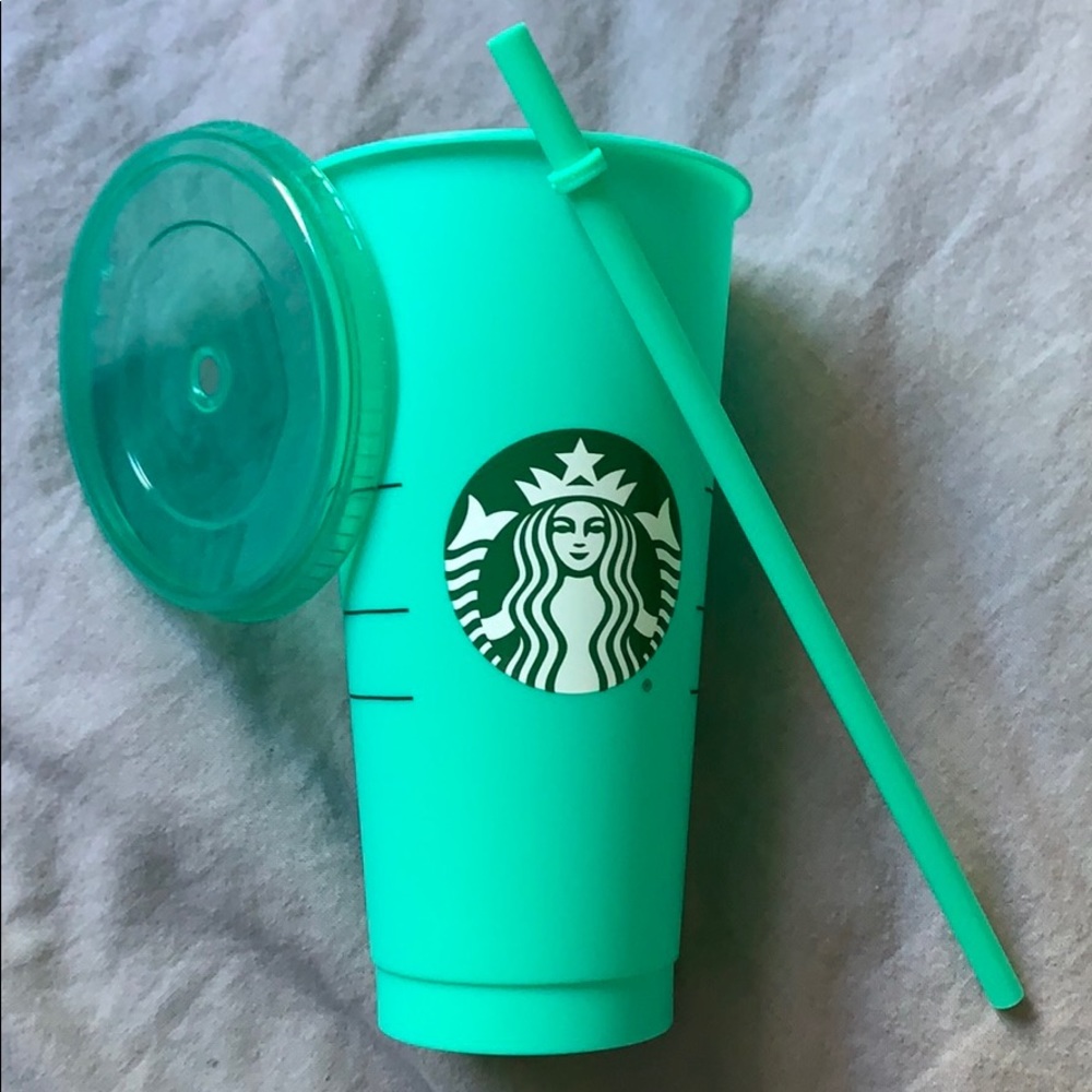 Green Starbucks color changing cup!